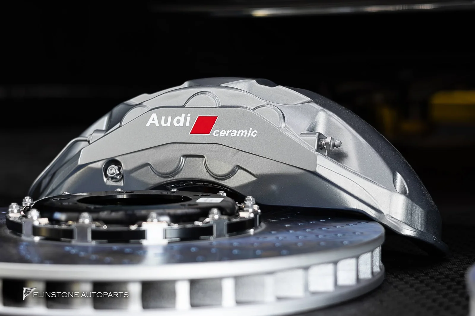 ยกระดับระบบหยุดนิ่งให้กับ Audi Q6 E-tron รถไฟฟ้า 100% รุ่นล่าสุด