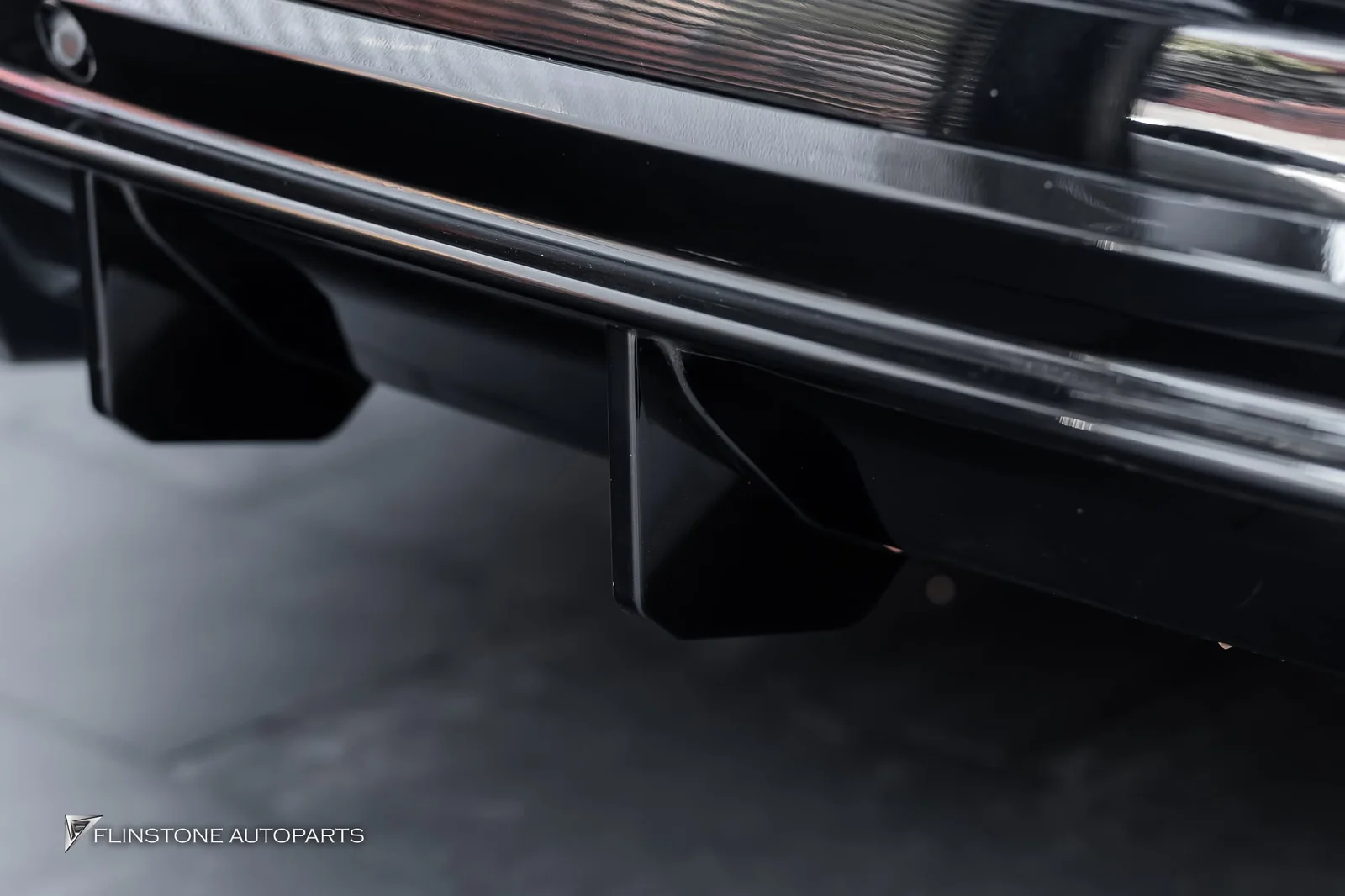ยกระดับ Porsche 976 Panamera ให้สมบูรณ์แบบที่สุดด้วยชุดแต่ง Sport Design
