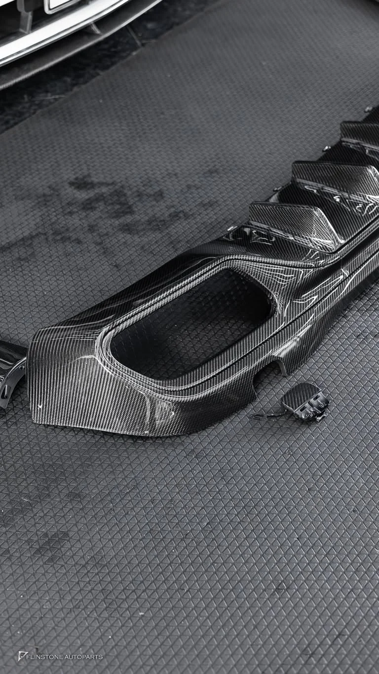 W206 C-Class C63s AMG Carbon Fiber Rear Diffuser ครับ