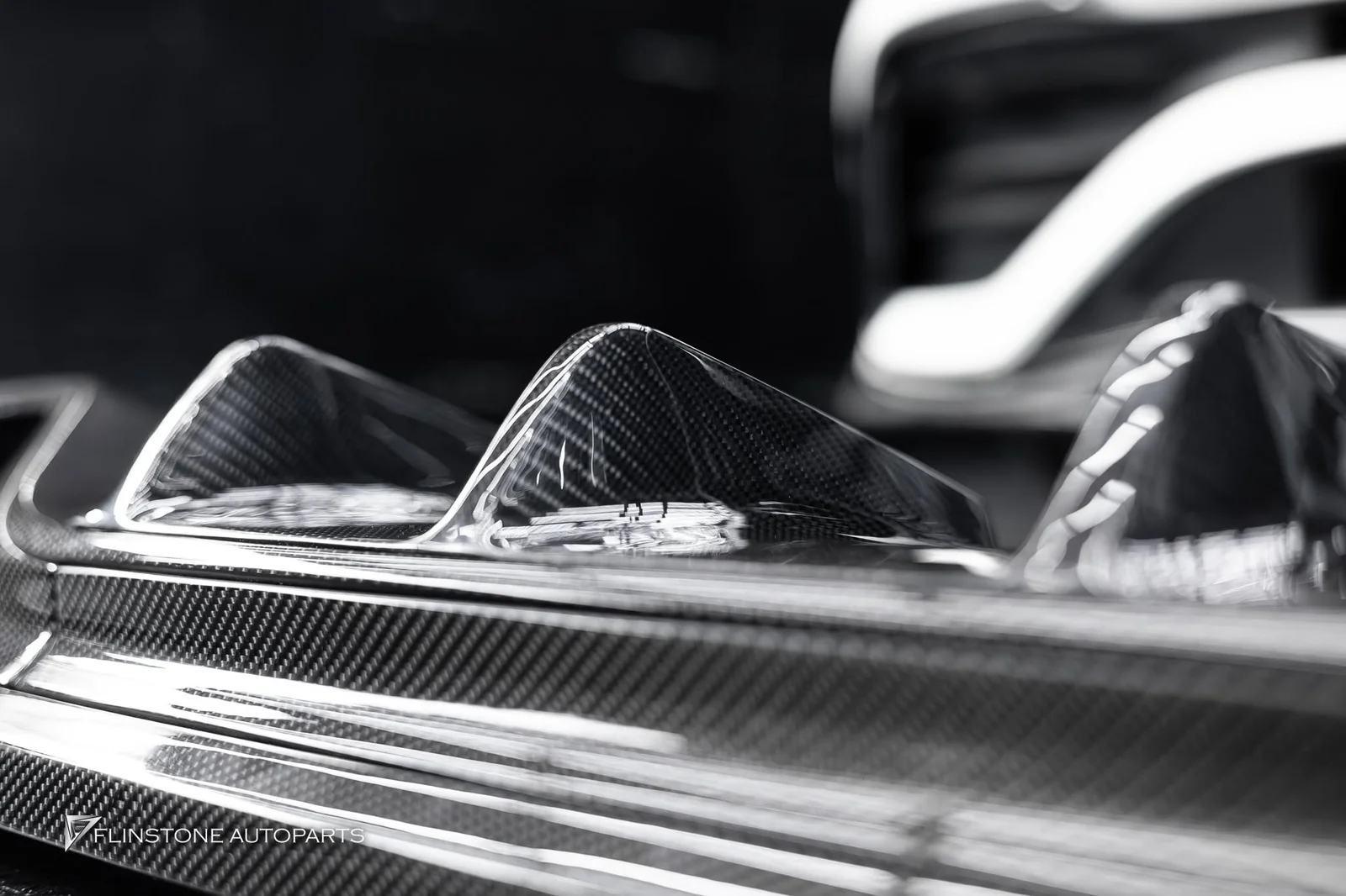 W206 C-Class C63s AMG Carbon Fiber Rear Diffuser ครับ