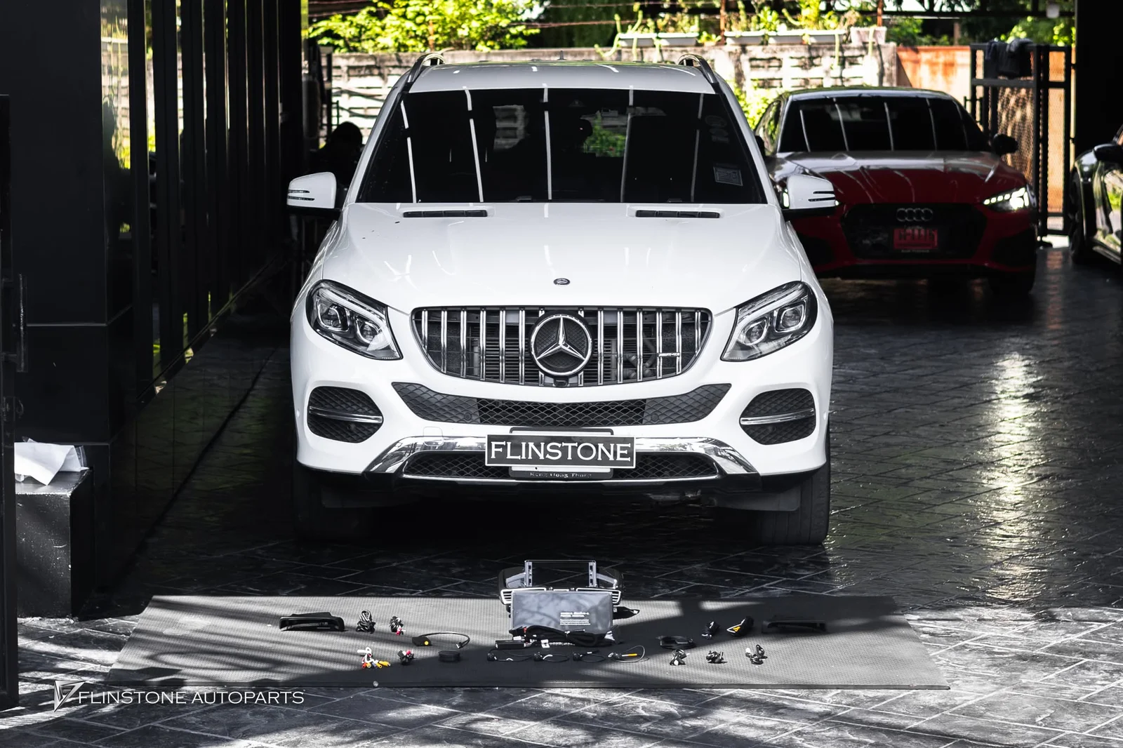 W166 ML-Class & W176 A-Class — ยกระดับความสมบูรณ์แบบให้ Mercedes-Benz GLE-Class (W166)