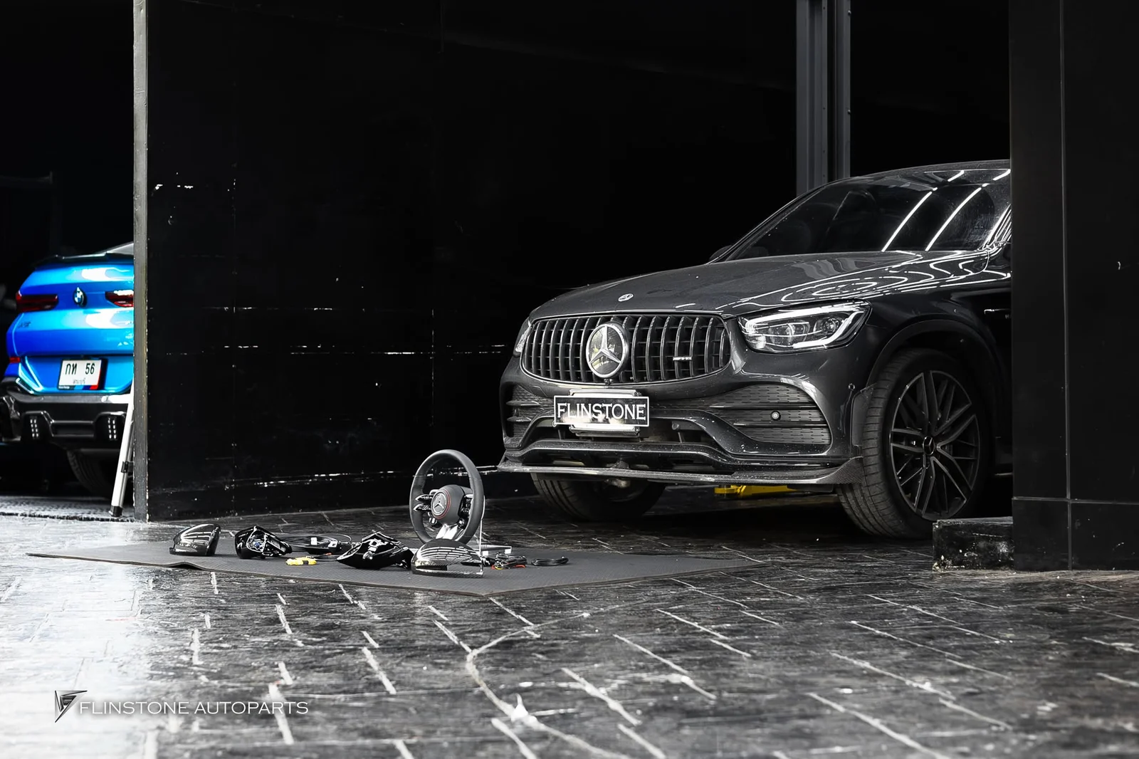 X253 GLC-Class อัปเกรดลุคสปอร์ตพร้อมเทคโนโลยีที่ขาดหายไปให้ Mercedes-AMG GLC43 Coupe