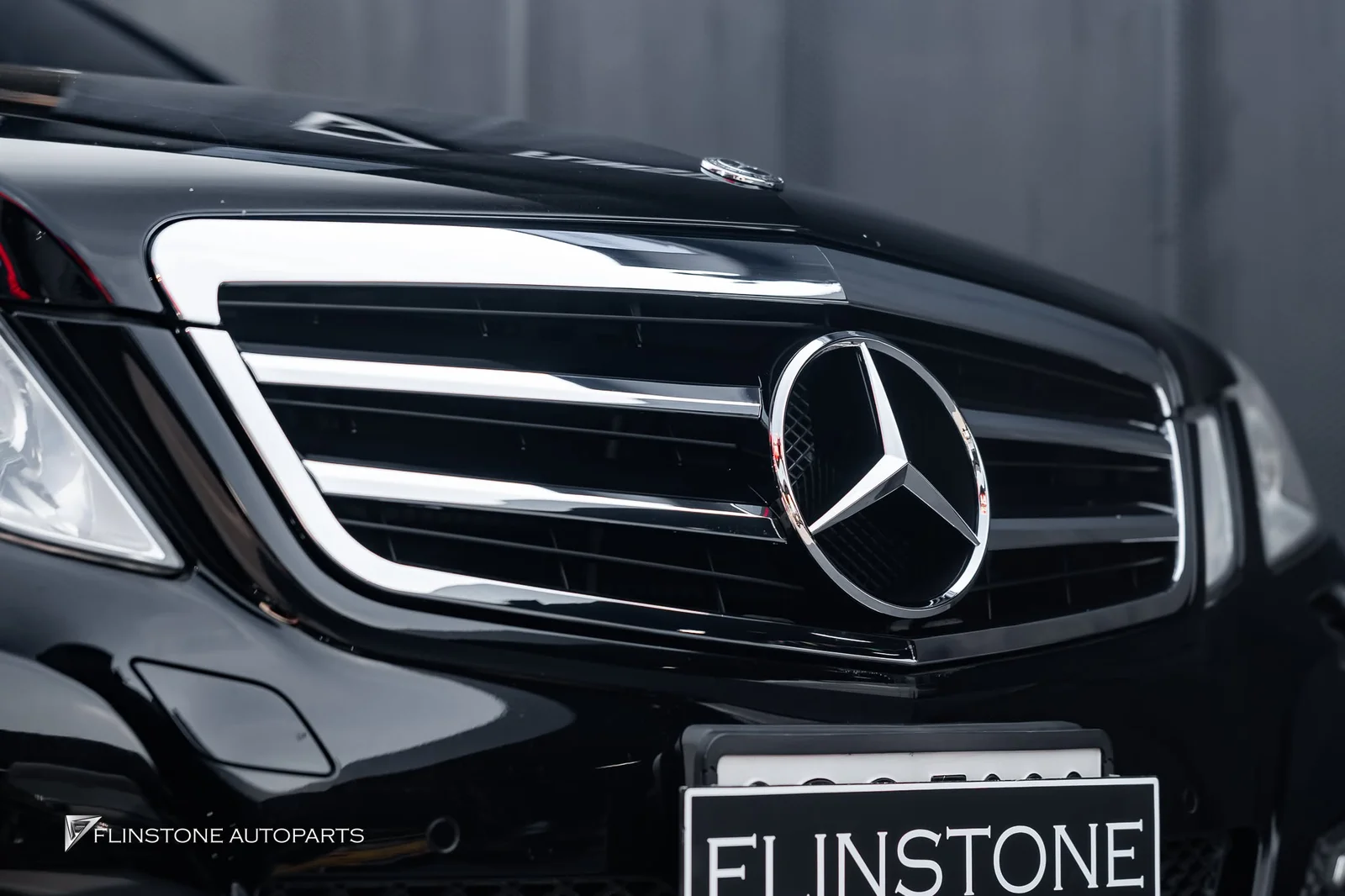 กระจังหน้าทรง Sport ยอดนิยมสำหรับ W212 E-Class