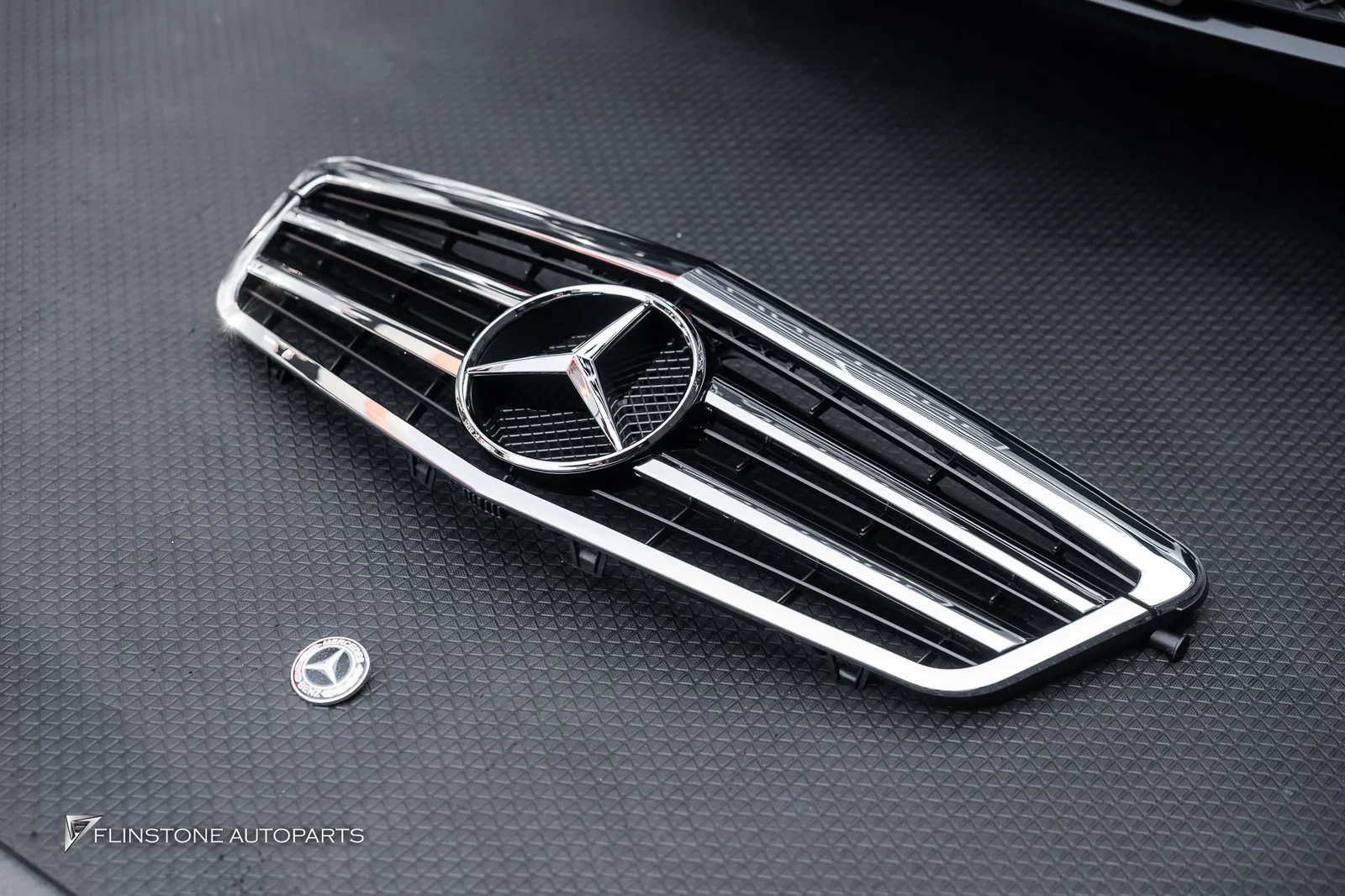 กระจังหน้าทรง Sport ยอดนิยมสำหรับ W212 E-Class