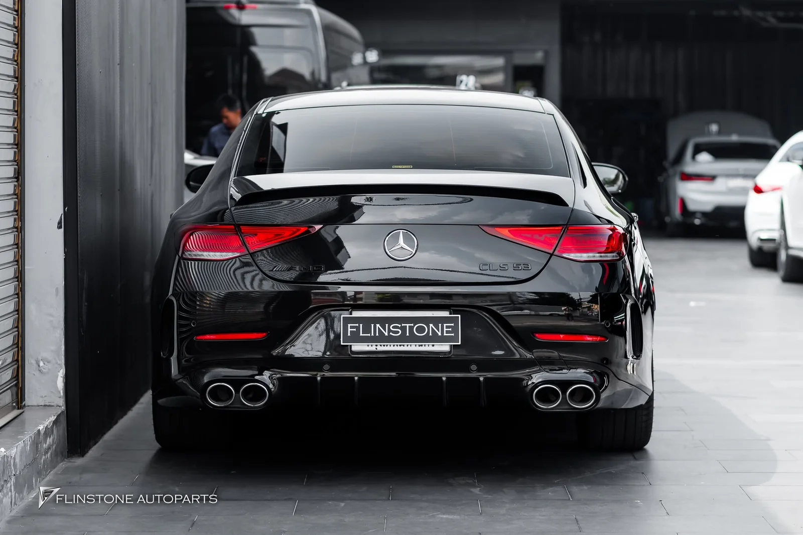 C257 CLS-Class Coupe ติดตั้งดิฟฟิวเซอร์ CLS53 AMG สีดำเงา