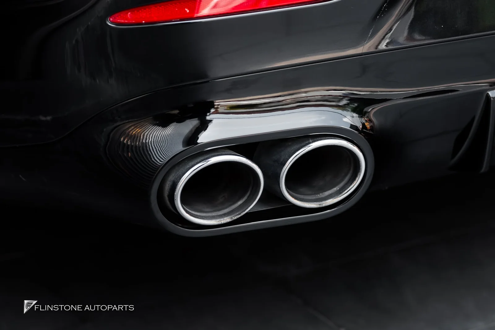 C257 CLS-Class Coupe ติดตั้งดิฟฟิวเซอร์ CLS53 AMG สีดำเงา