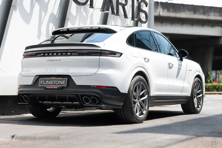 PORSCHE Cayenne 9Y0.2 คันนี้ จัดเต็มความหล่อด้วยงานคาร์บอนจากแบรนด์ USUS