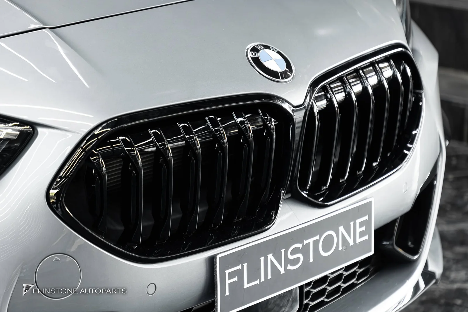 BMW F44 Grand Coupe ติดตั้งกระจังหน้าสีดำสำหรับ BMW F44 Series 2