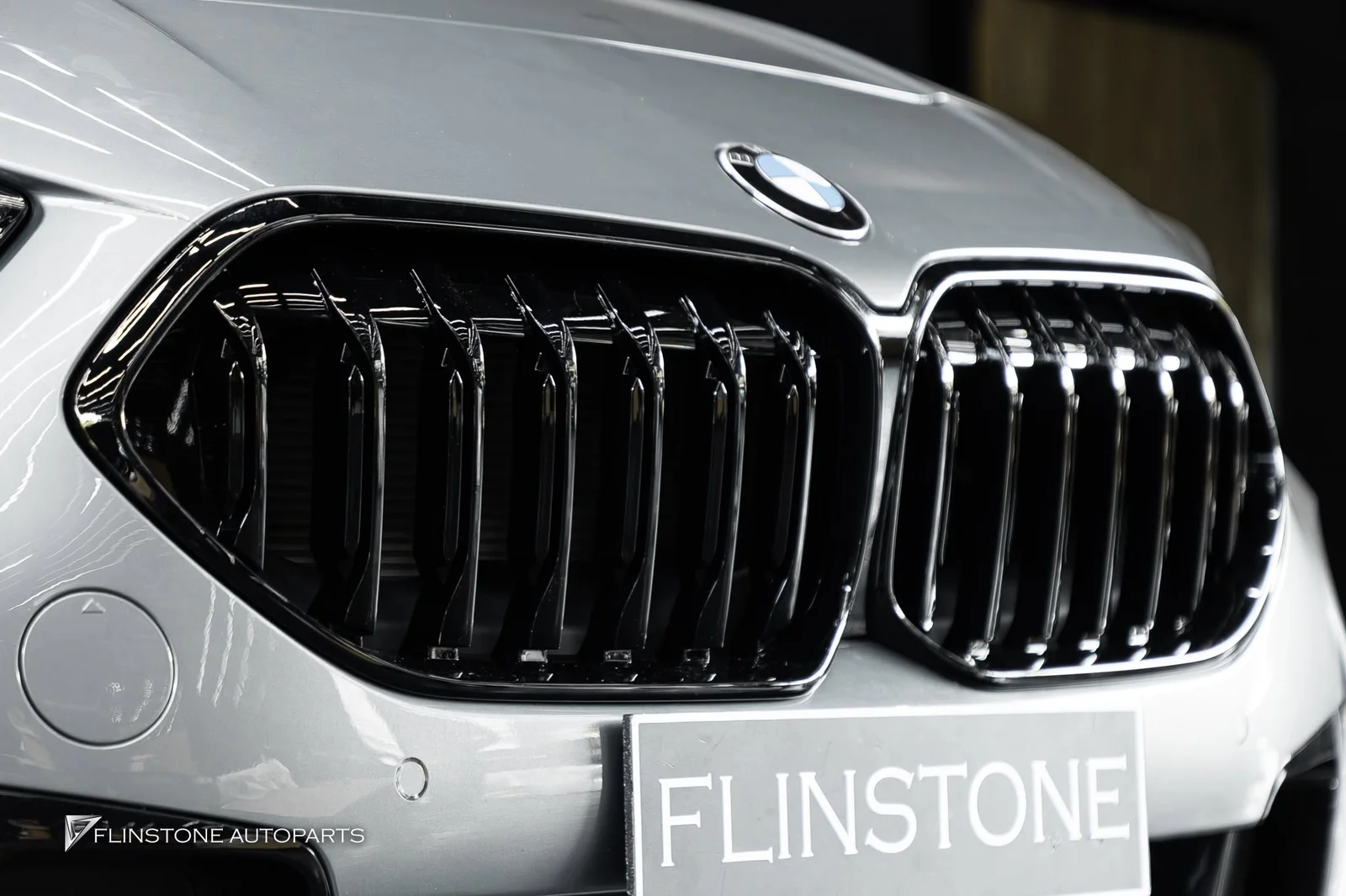 BMW F44 Grand Coupe ติดตั้งกระจังหน้าสีดำสำหรับ BMW F44 Series 2