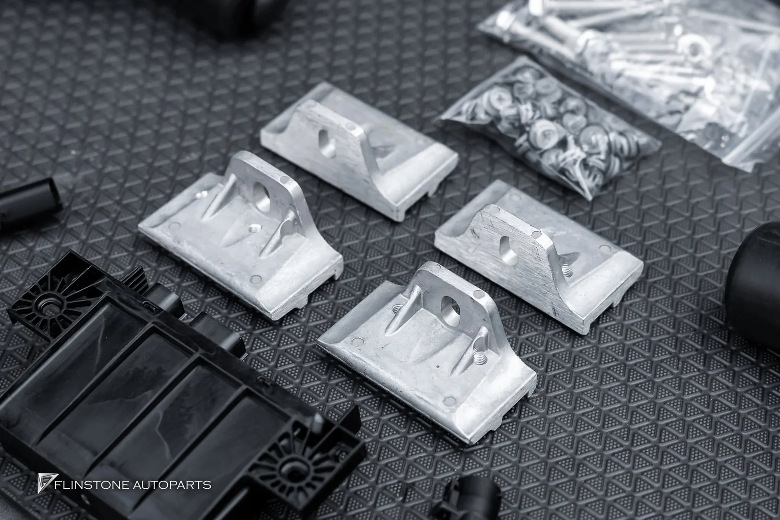 RANGE ROVER ติดตั้งบันไดข้างอัตโนมัติ ขอบพระคุณสำหรับความไว้วางใจครับ