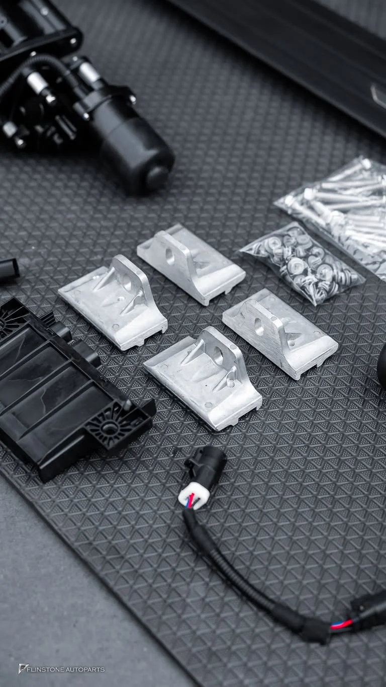 RANGE ROVER ติดตั้งบันไดข้างอัตโนมัติ ขอบพระคุณสำหรับความไว้วางใจครับ