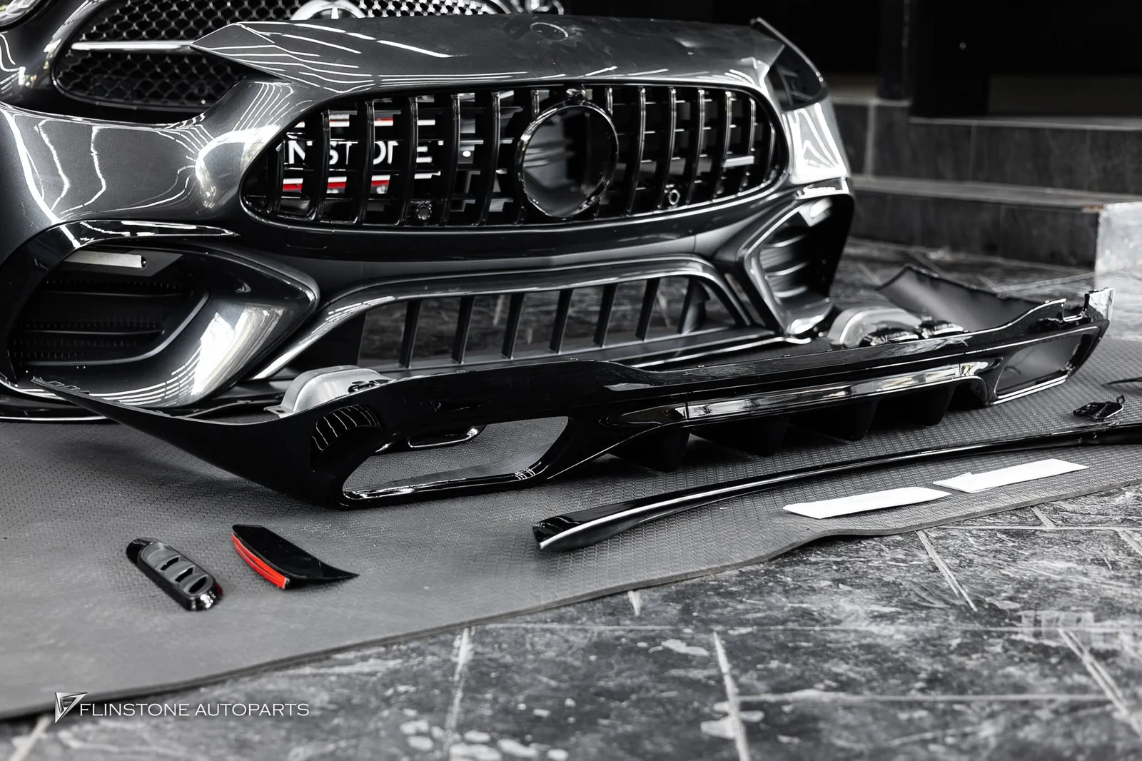 ติดตั้งชุดแต่ง C63 AMG สำหรับ W206 C-Class ขอบพระคุณสำหรับความไว้วางใจครับผม