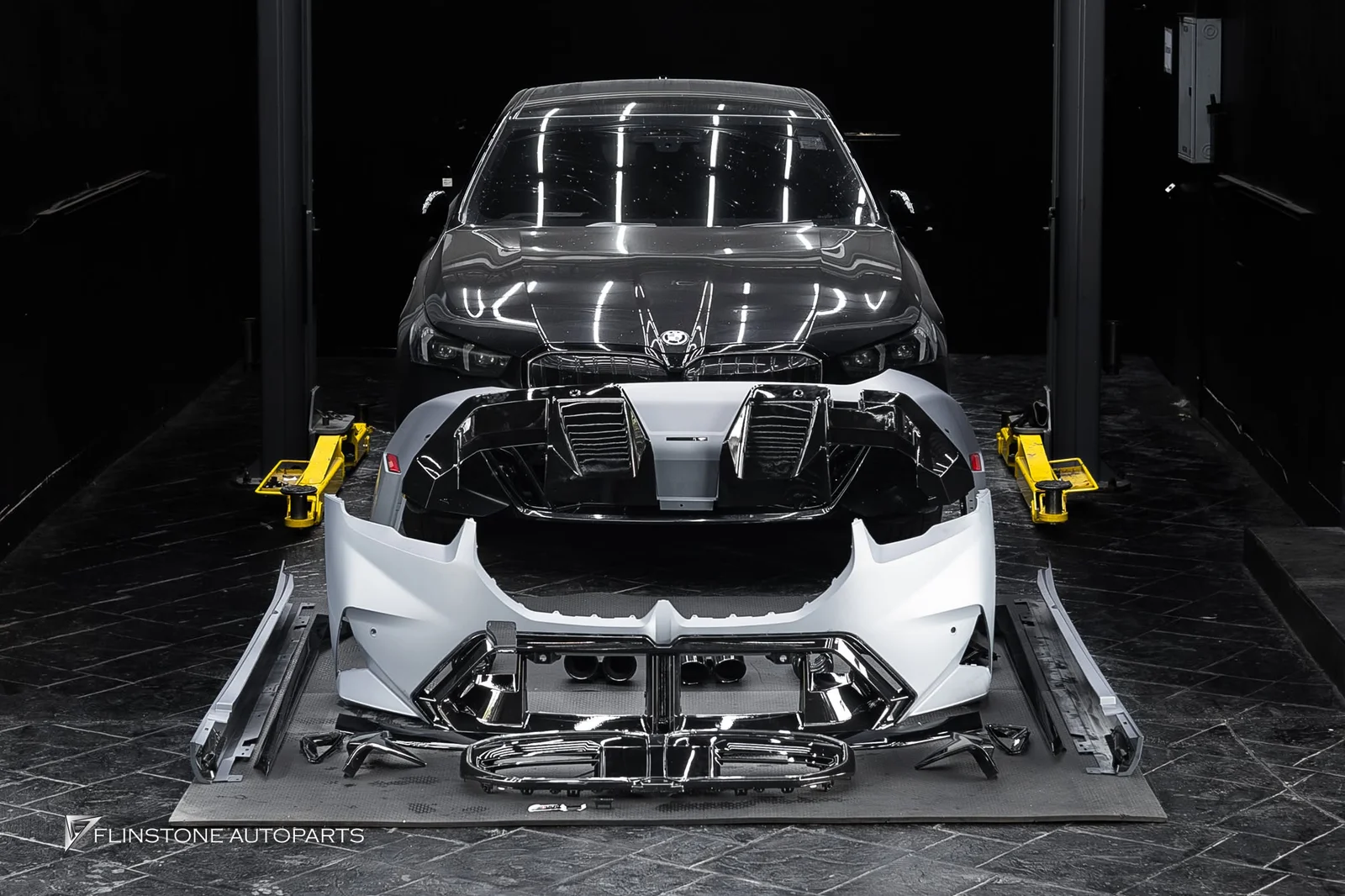 the project is finished BMW i5 G60 this car built as G90 M5