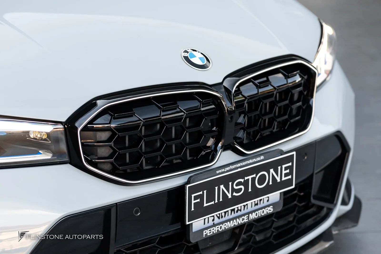 BMW G20 Series 3 2025 Front Grille installation BMW Series 3 LCI type LED