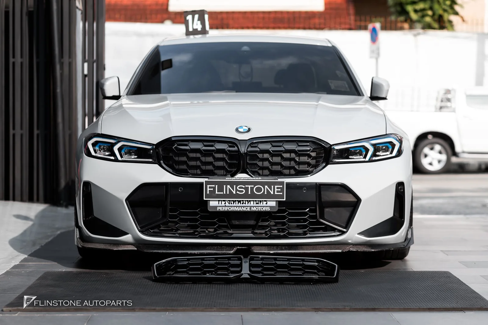 BMW G20 Series 3 2025 Front Grille installation BMW Series 3 LCI type LED