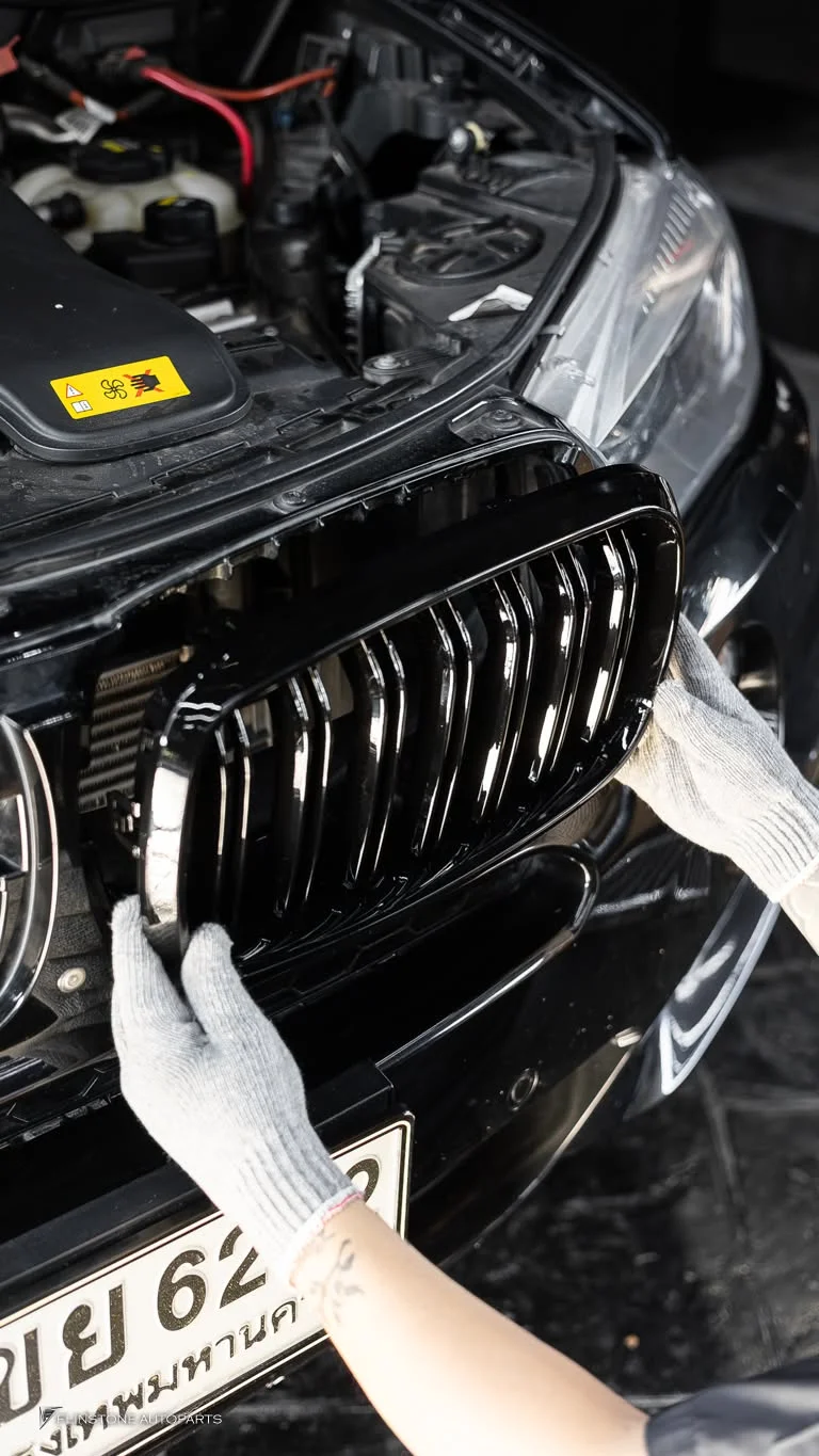 กระจังหน้าสีดำสำหรับ BMW X5 F15