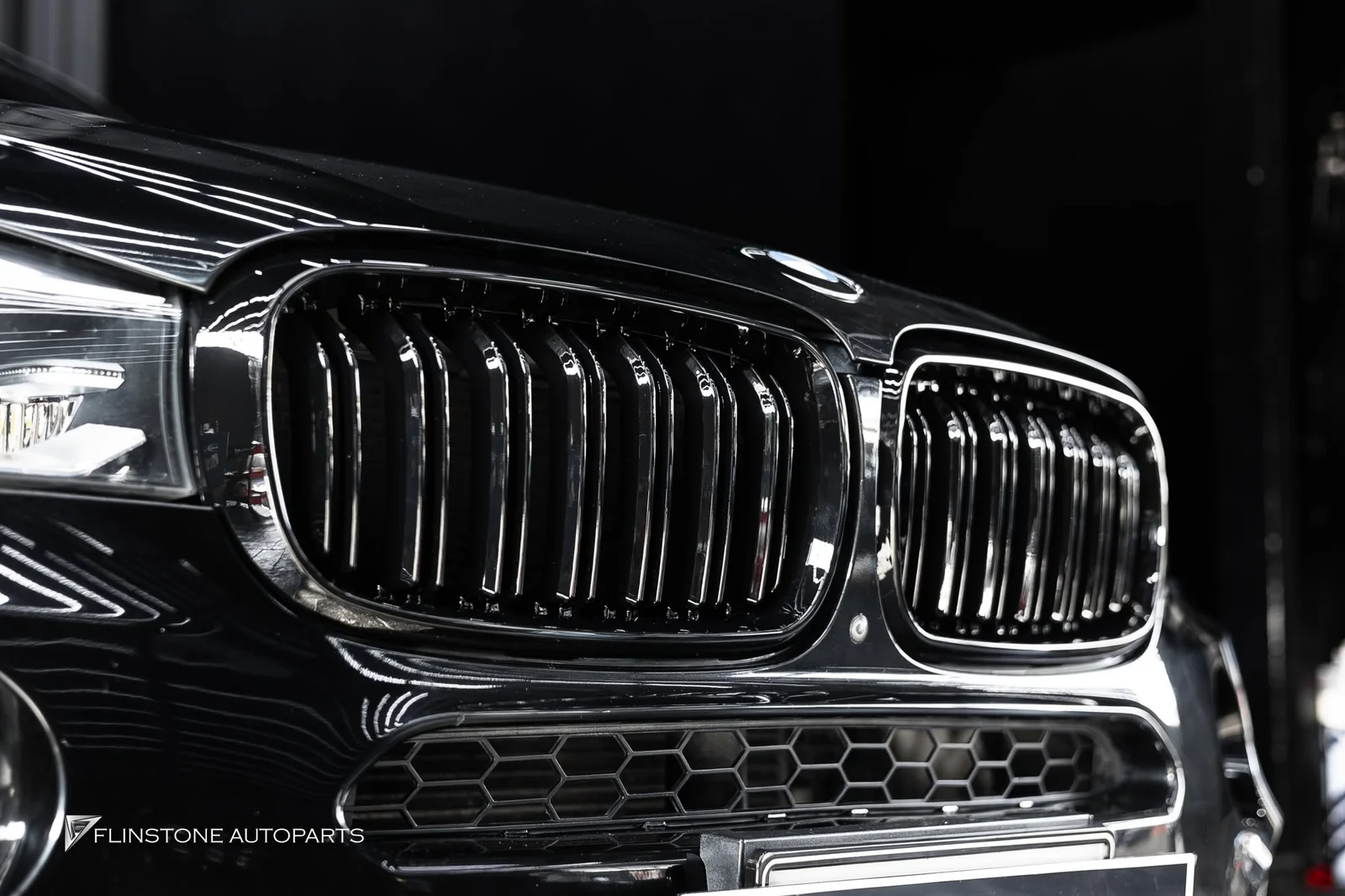 กระจังหน้าสีดำสำหรับ BMW X5 F15