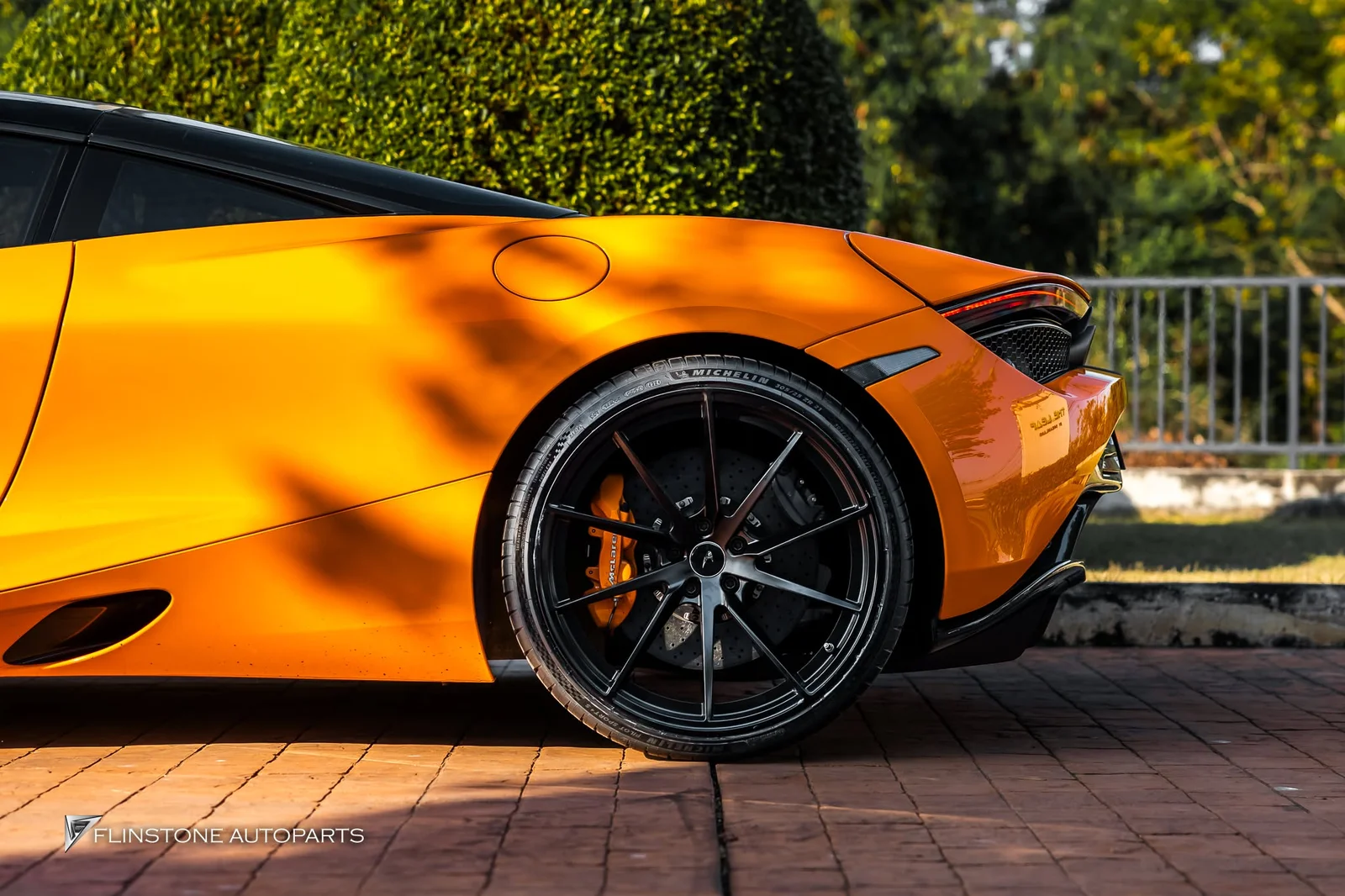 จัดให้ถึงที่ ติดตั้งชุดล้อฟอร์จแท้จาก USUS Forged Wheel สำหรับ McLaren 720s