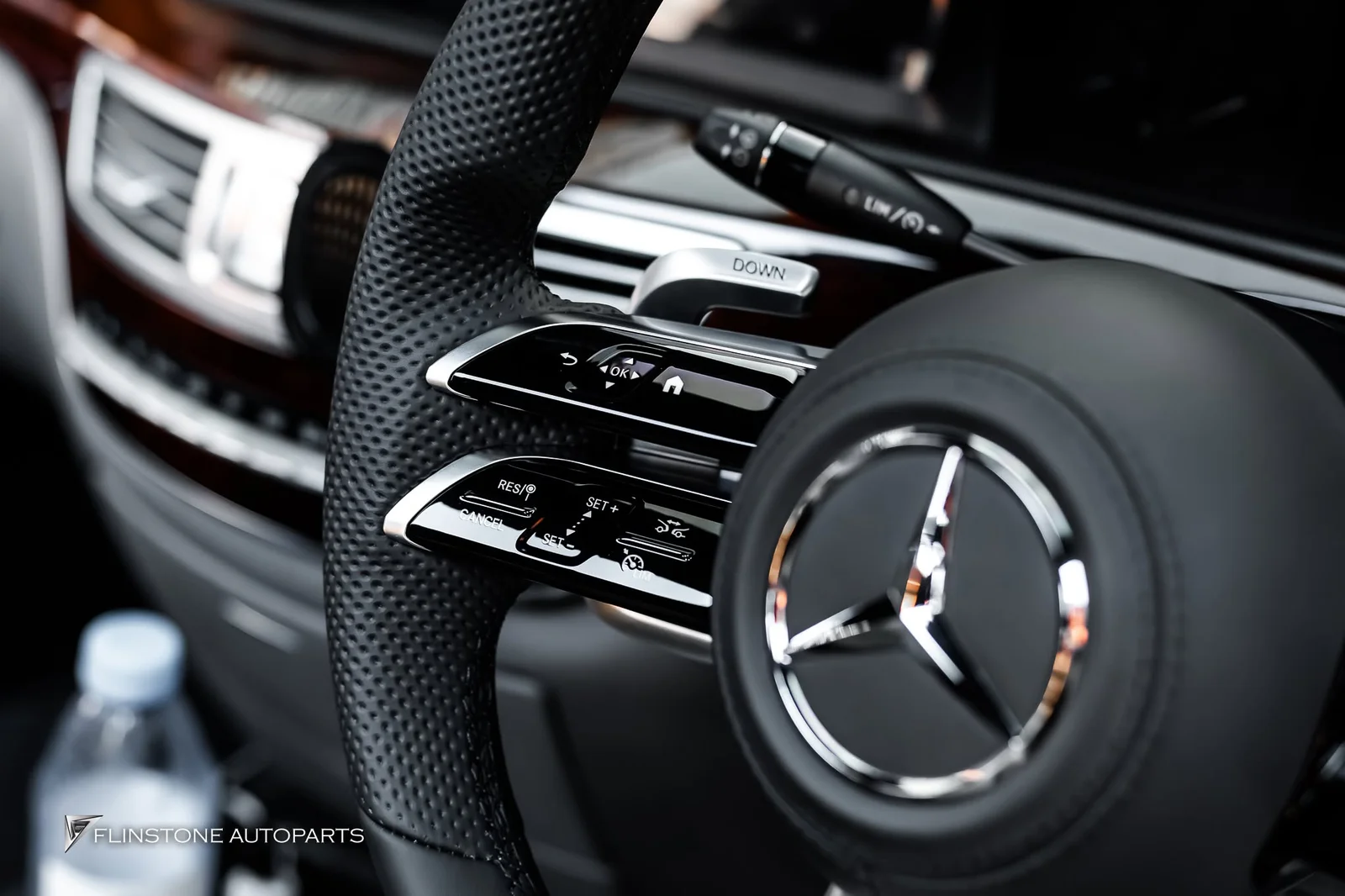 just one steering wheel change the interior instantly looks newer! for S-Class W221