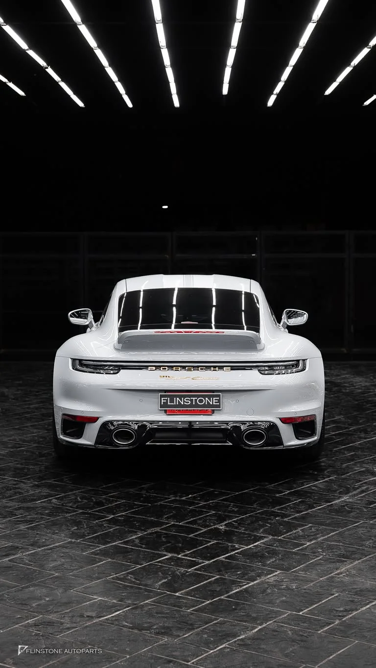 PORSCHE 992 Carrera PORSCHE 911 Sport Classic (992) ตัวแรงเกียร์ธรรมดาที่ผลิตเพียง 1,250