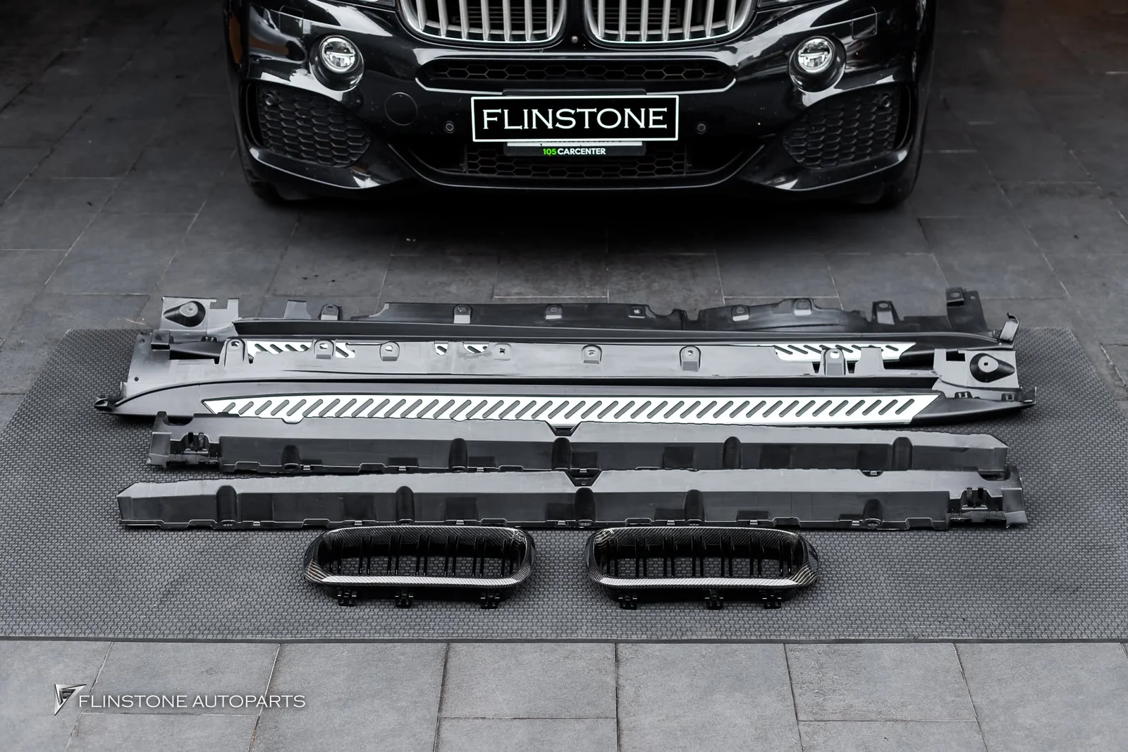 BMW X5 F15 model-specific side steps fitted