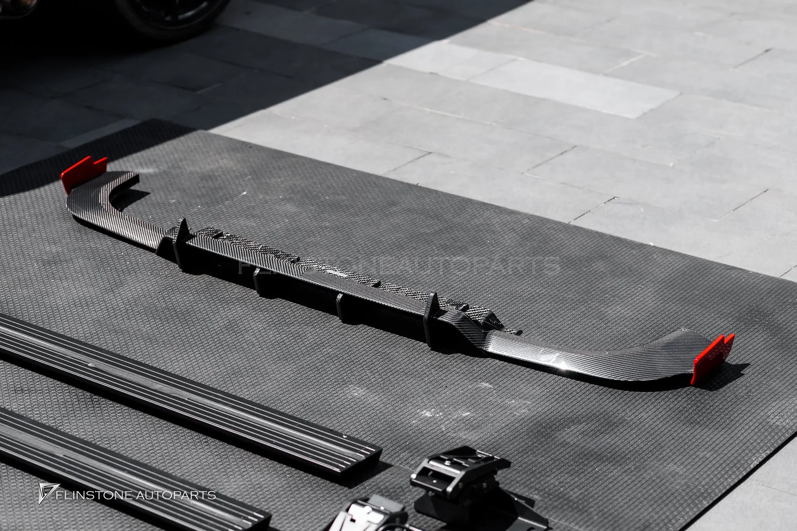 W464 G-Class full carbon parts fitted [DRY CARBON] with automatic side steps for G63 AMG