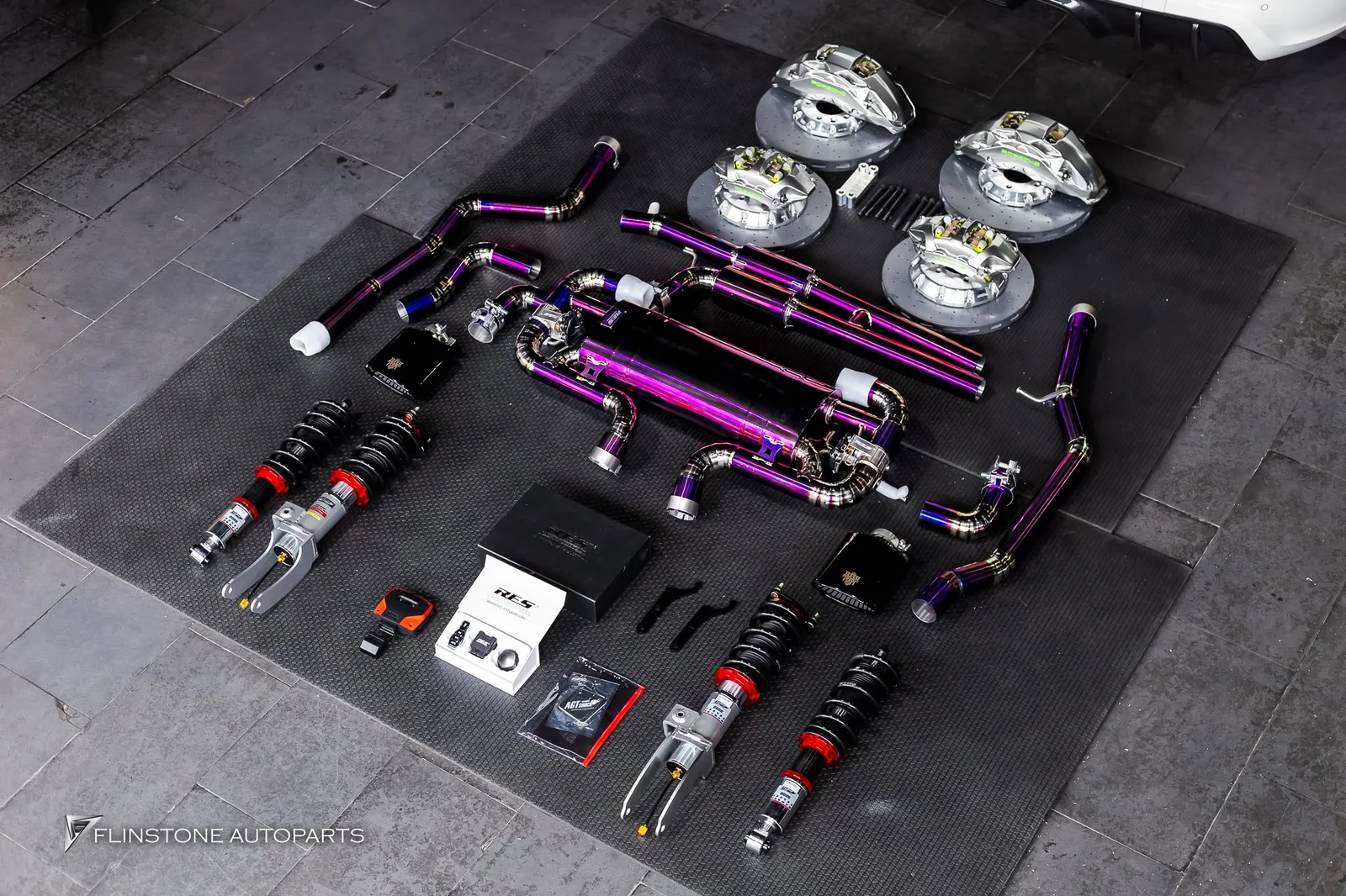 PORSCHE Cayenne 958 chose to add Performance in various areas