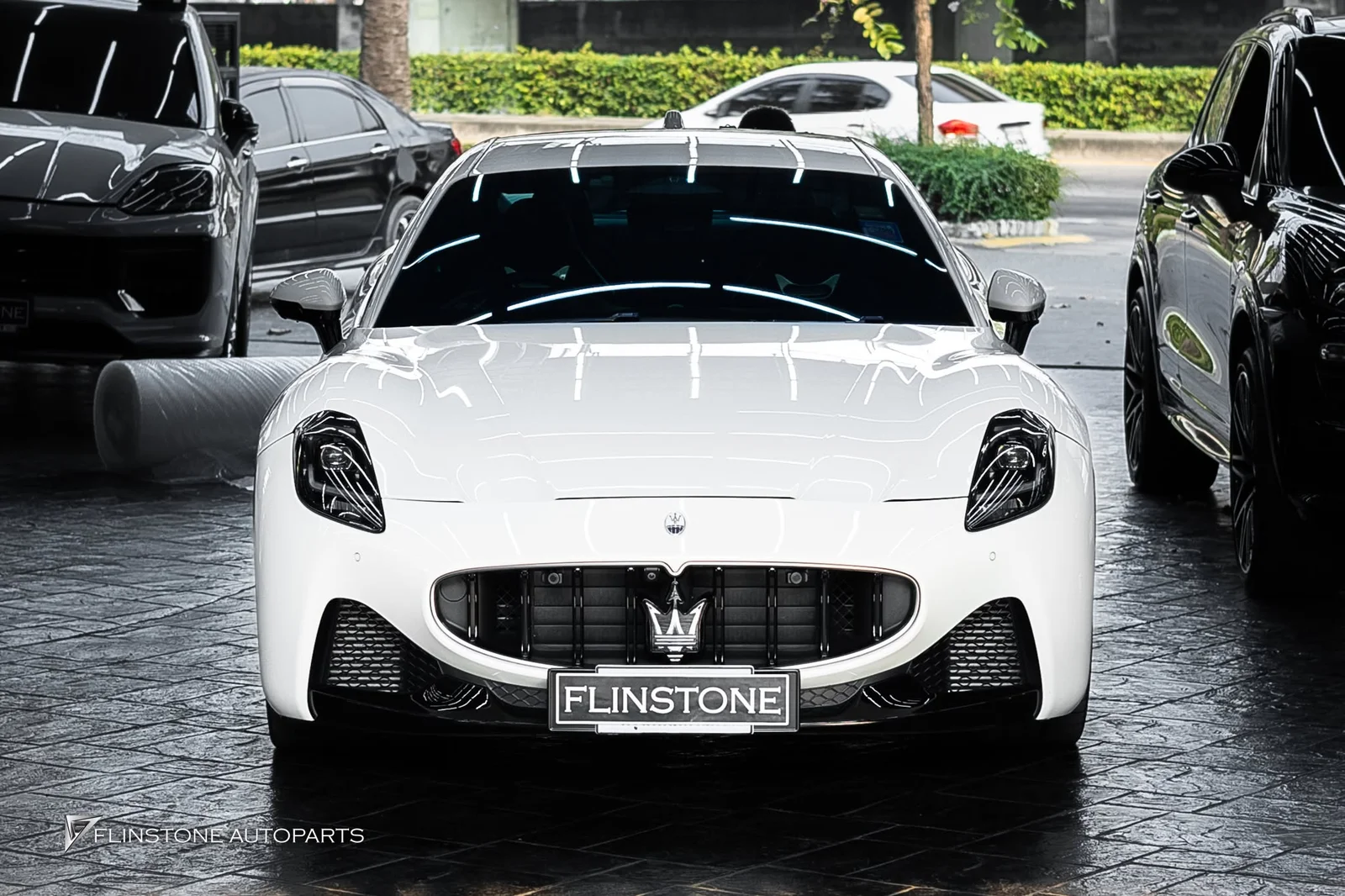 Maserati Granturismo ติดตั้งสปอยเลอร์ท้าย GT