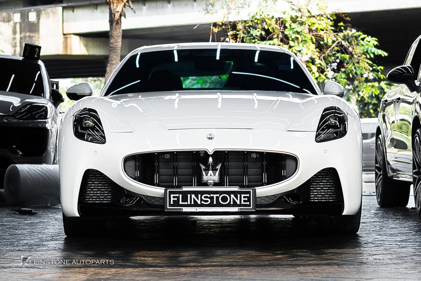 Maserati Granturismo ติดตั้งสปอยเลอร์ท้าย GT