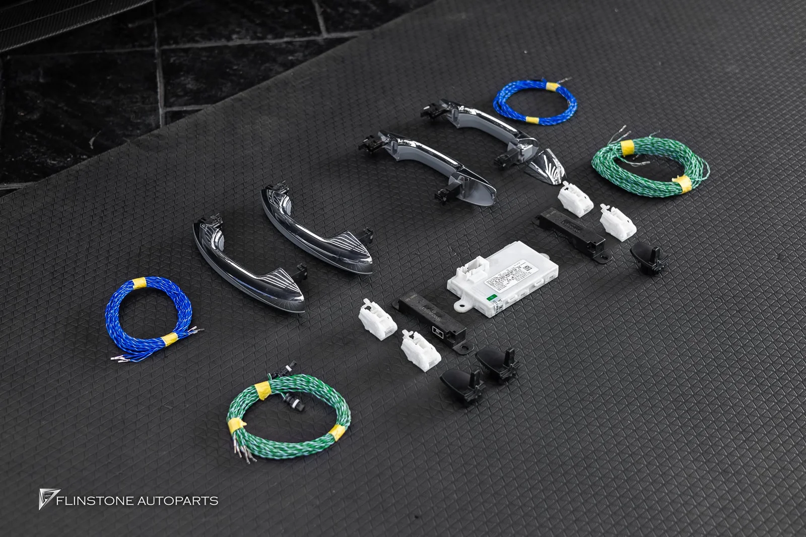 W205 C205 C-Class 2024 — C-Class code W205 can also have the system fitted KEYLESS-GO as well