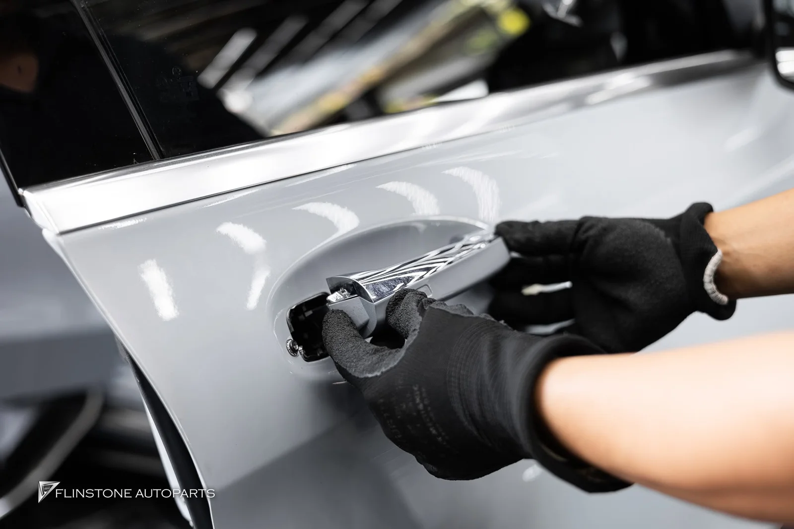W205 C205 C-Class 2024 — C-Class code W205 can also have the system fitted KEYLESS-GO as well