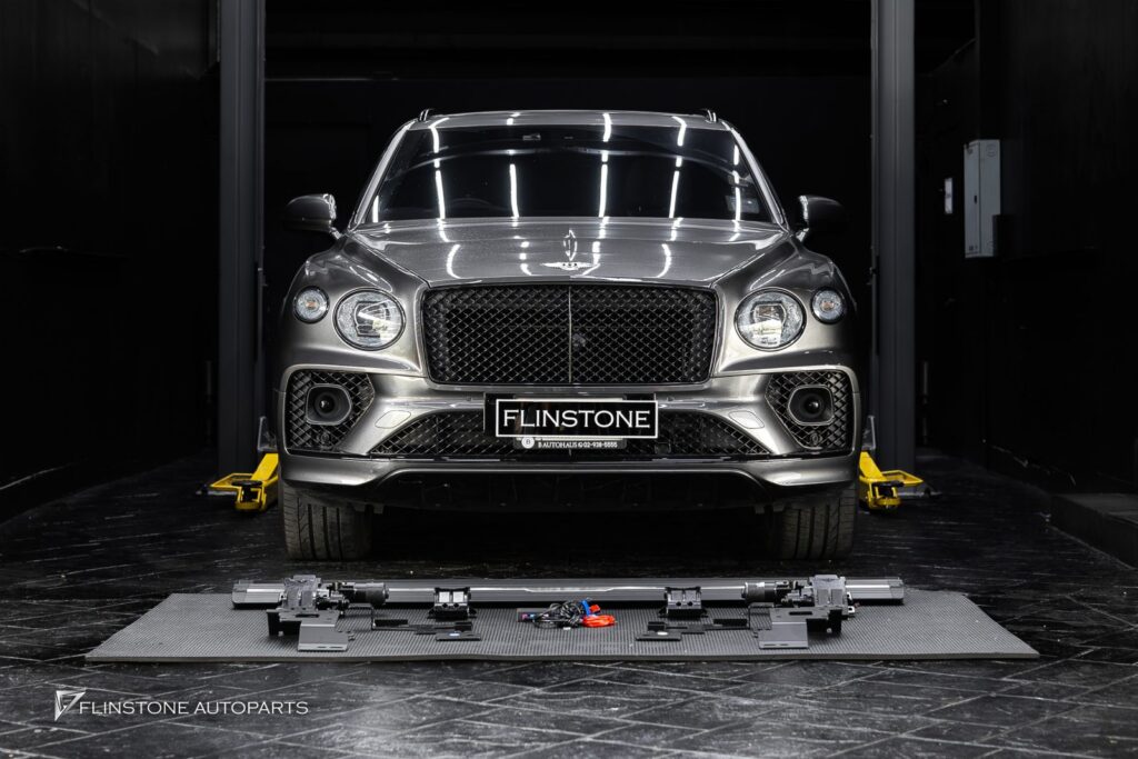 Bentley bentayga บันไดข้างไฟฟ้า