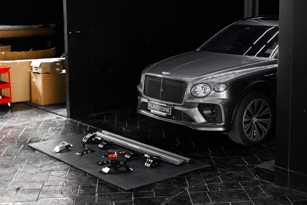 Bentley bentayga บันไดข้างไฟฟ้า