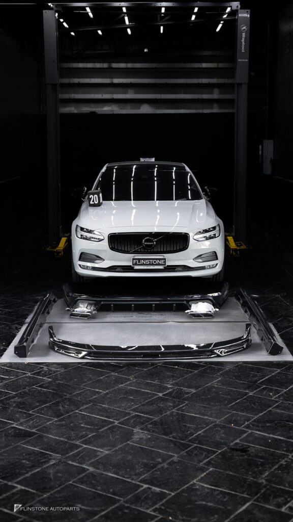 Volvo S90 พาร์ทรอบคัน