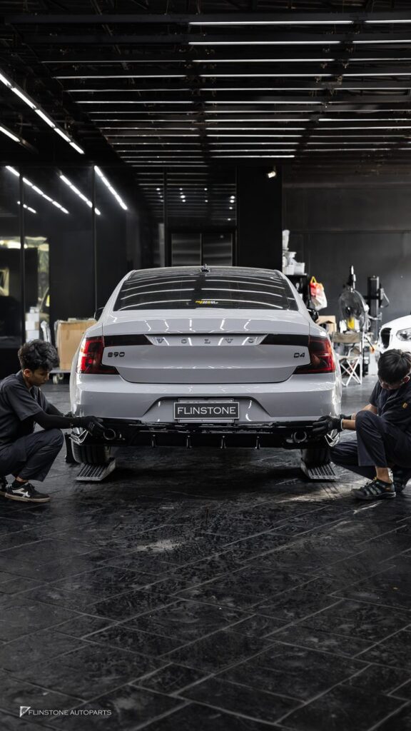 Volvo S90 พาร์ทรอบคัน
