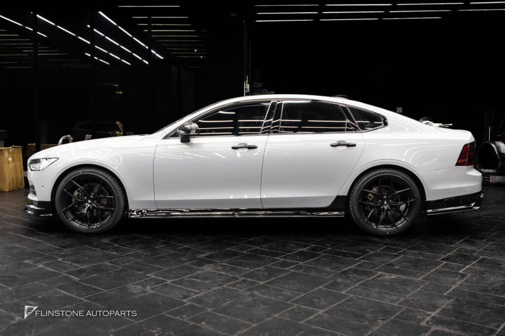 Volvo S90 พาร์ทรอบคัน