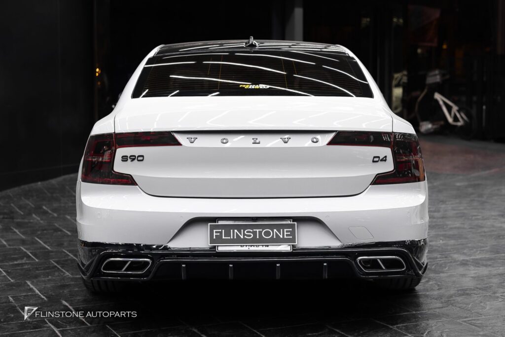 Volvo S90 พาร์ทรอบคัน