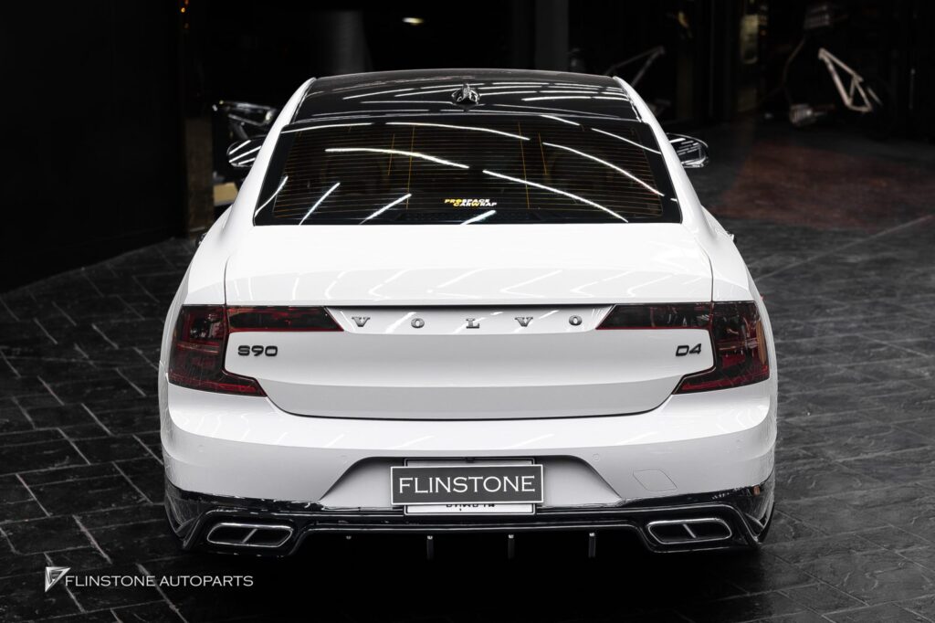 Volvo S90 พาร์ทรอบคัน
