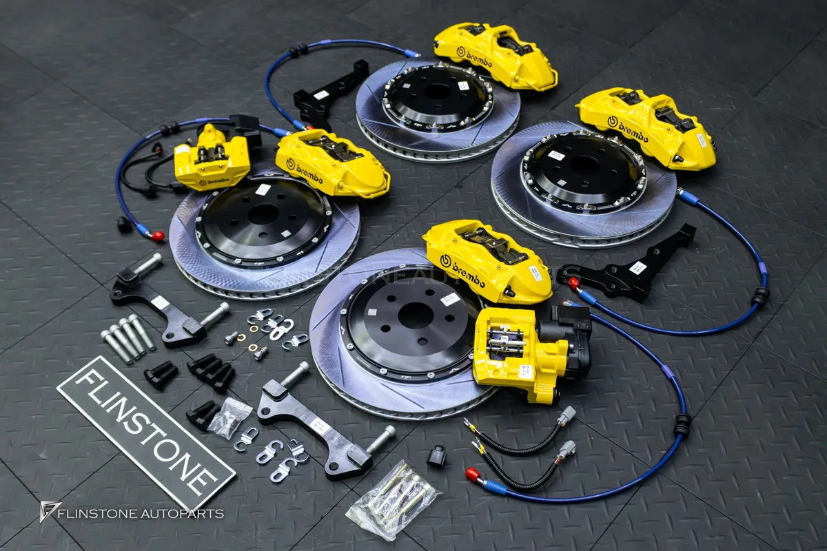 ชุดเบรก BREMBO GT 6P + 4P TOYOTA ALPHARD 40 สีเหลือง (แบบที่ 2)