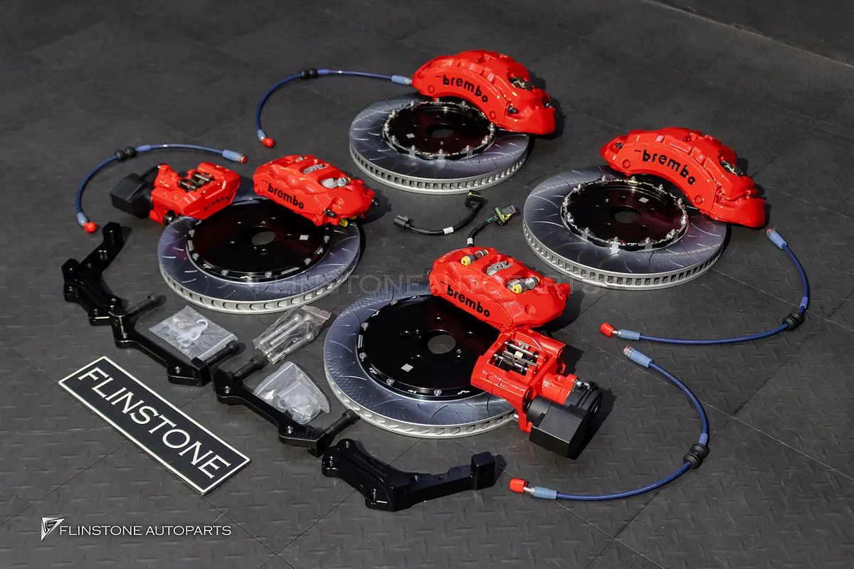 ชุดเบรก Brembo สำหรับ Xpeng G6 สีแดง