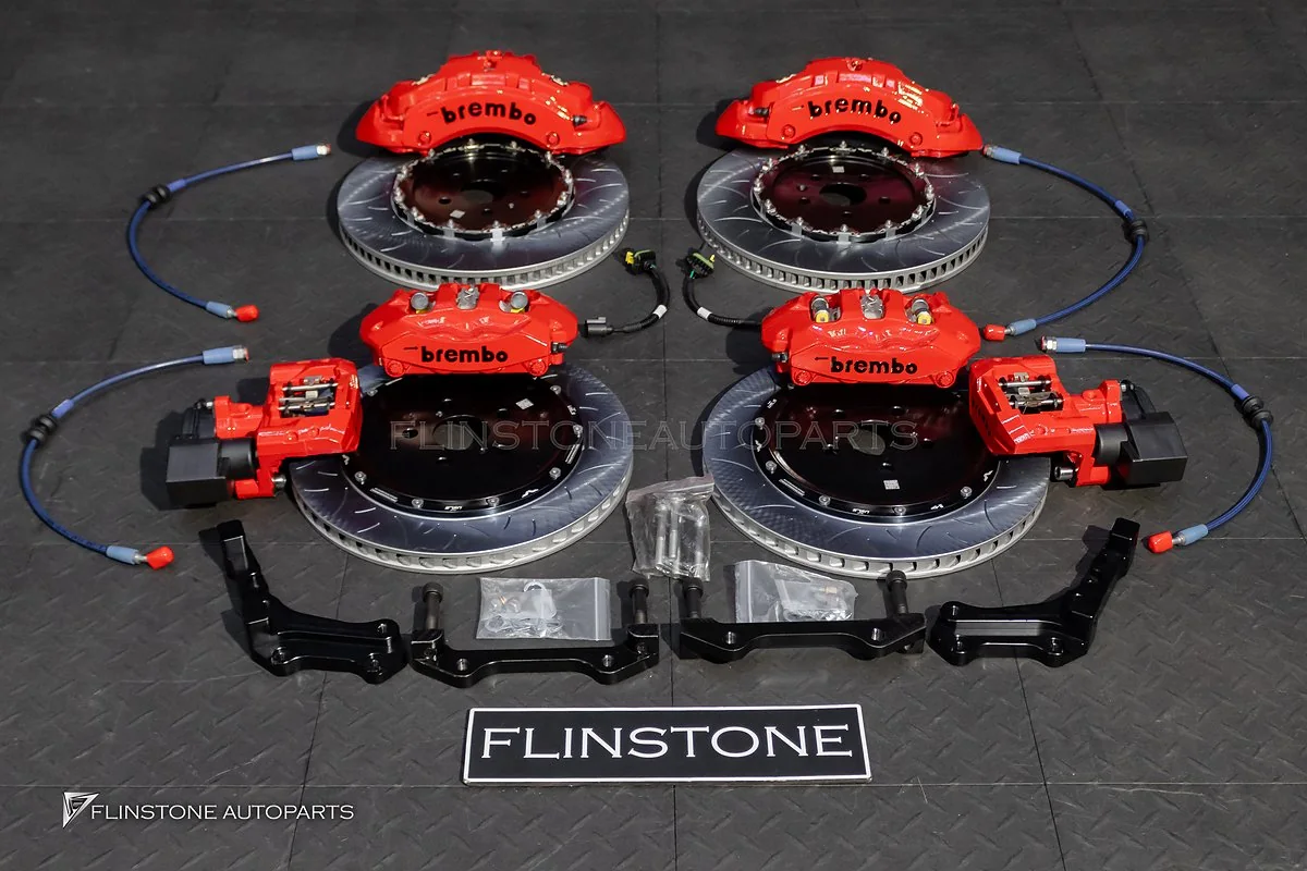 ชุดเบรก Brembo สำหรับ Xpeng G6 สีแดง