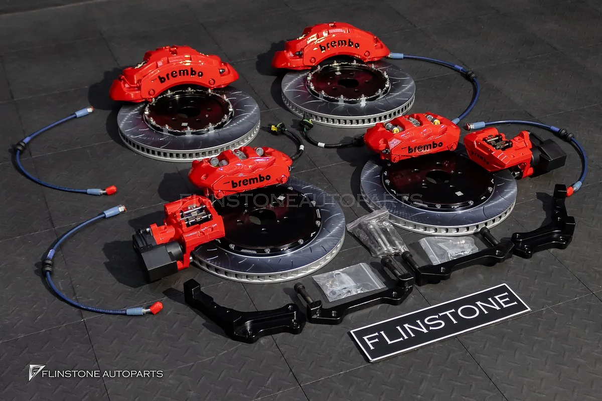 ชุดเบรก Brembo สำหรับ Xpeng G6 สีแดง