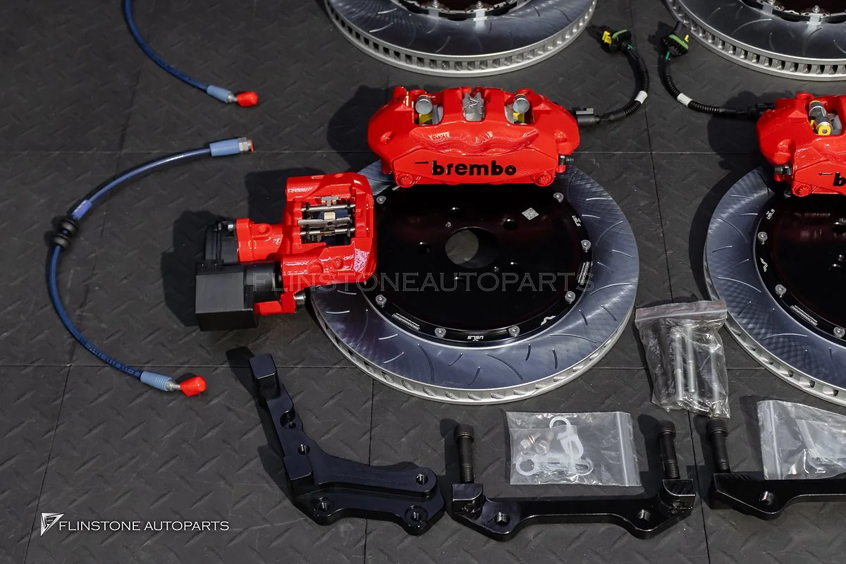 ชุดเบรก Brembo สำหรับ Xpeng G6 สีแดง