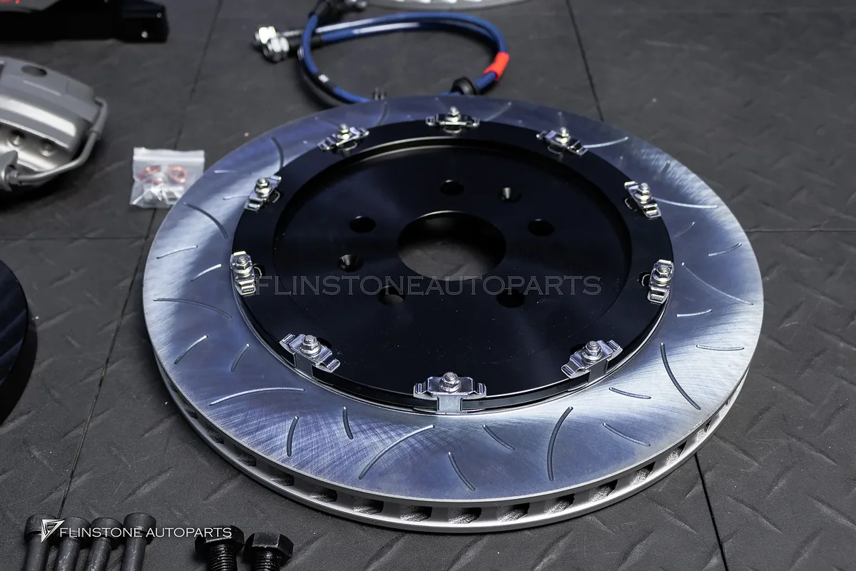 ชุดเบรก Brembo สำหรับ BYD Sealion 6 สีเทา โลโก้แดง