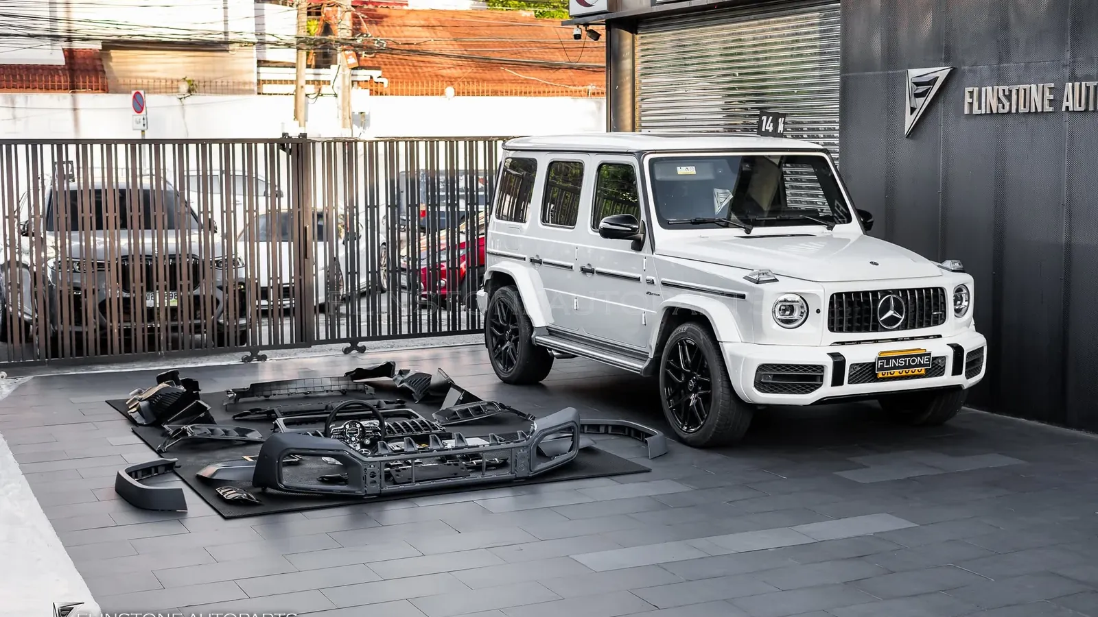 คาร์บอนตกแต่งภายนอก Carbon Exterior Trim ผลงานติดตั้งจริงที่ Flinstone Autoparts