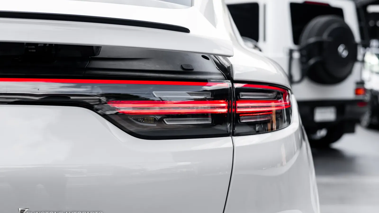 ชุดไฟท้าย / โคมไฟท้าย Taillights ผลงานติดตั้งจริงที่ Flinstone Autoparts