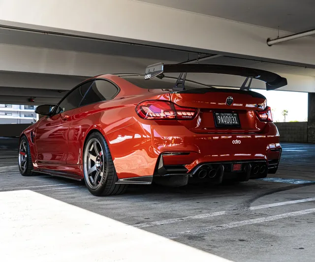 BMW F82 M4 安装 ADRO 套件