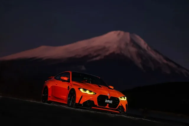 BMW G82 M4 安装 ADRO 套件