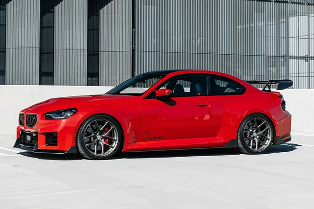 BMW G87 M2 安装 ADRO 套件