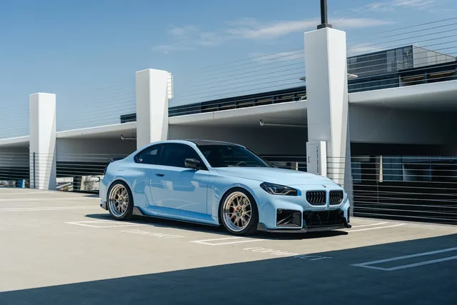BMW G87 M2 安装 ADRO 套件